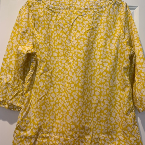 Boden Yellow & White Flowered Popover - Picture 3 of 8